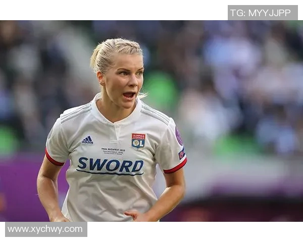 加纳女足球星崛起：从青涩少女到国际赛场的闪耀巨星